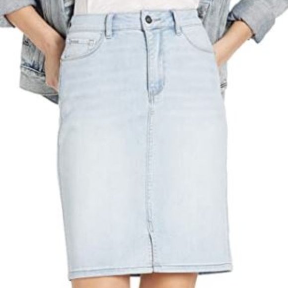 bebe Women's Logo Denim Skirt, Size 26 - NWT - Picture 1 of 10